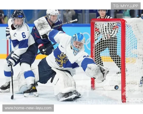 冰球少女逆天扑救登上国家频道